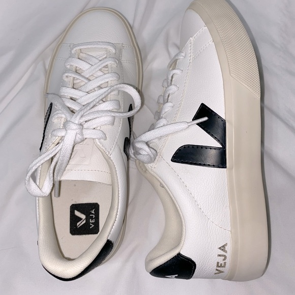 VEJA *NEW* Campo Leather Sneakers in Black -SOLD OUT EVERYWHERE! - Picture 9 of 12